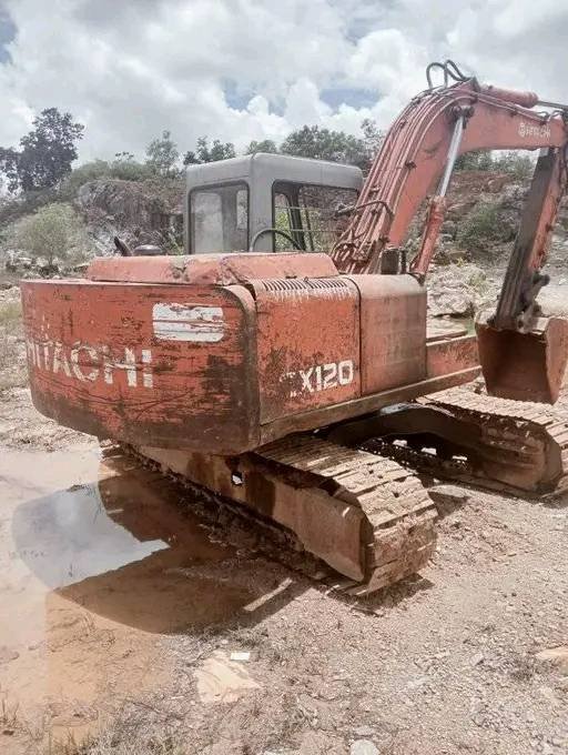 Excavator for rent price maharagama