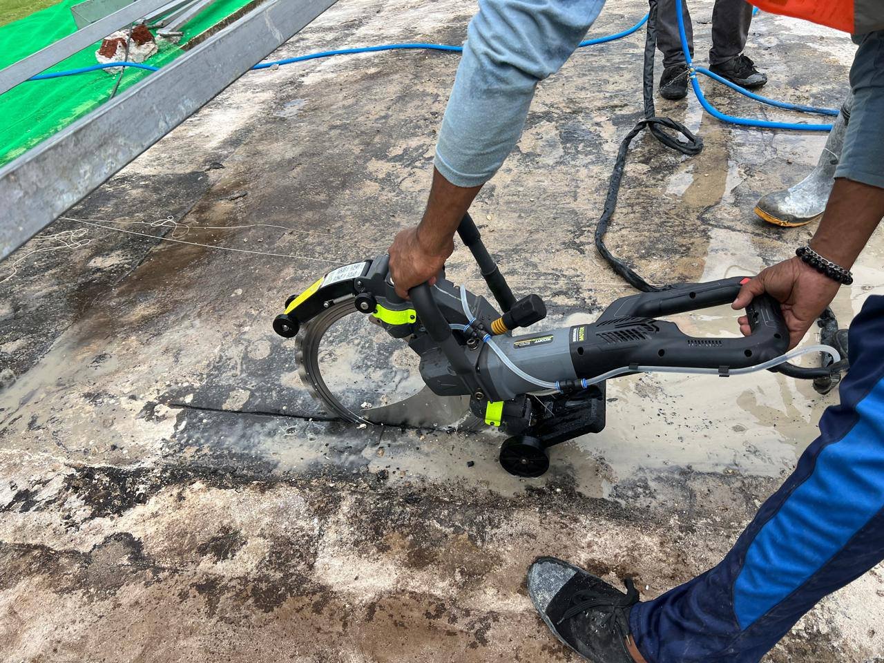 Concrete core cutting in Polgahawela