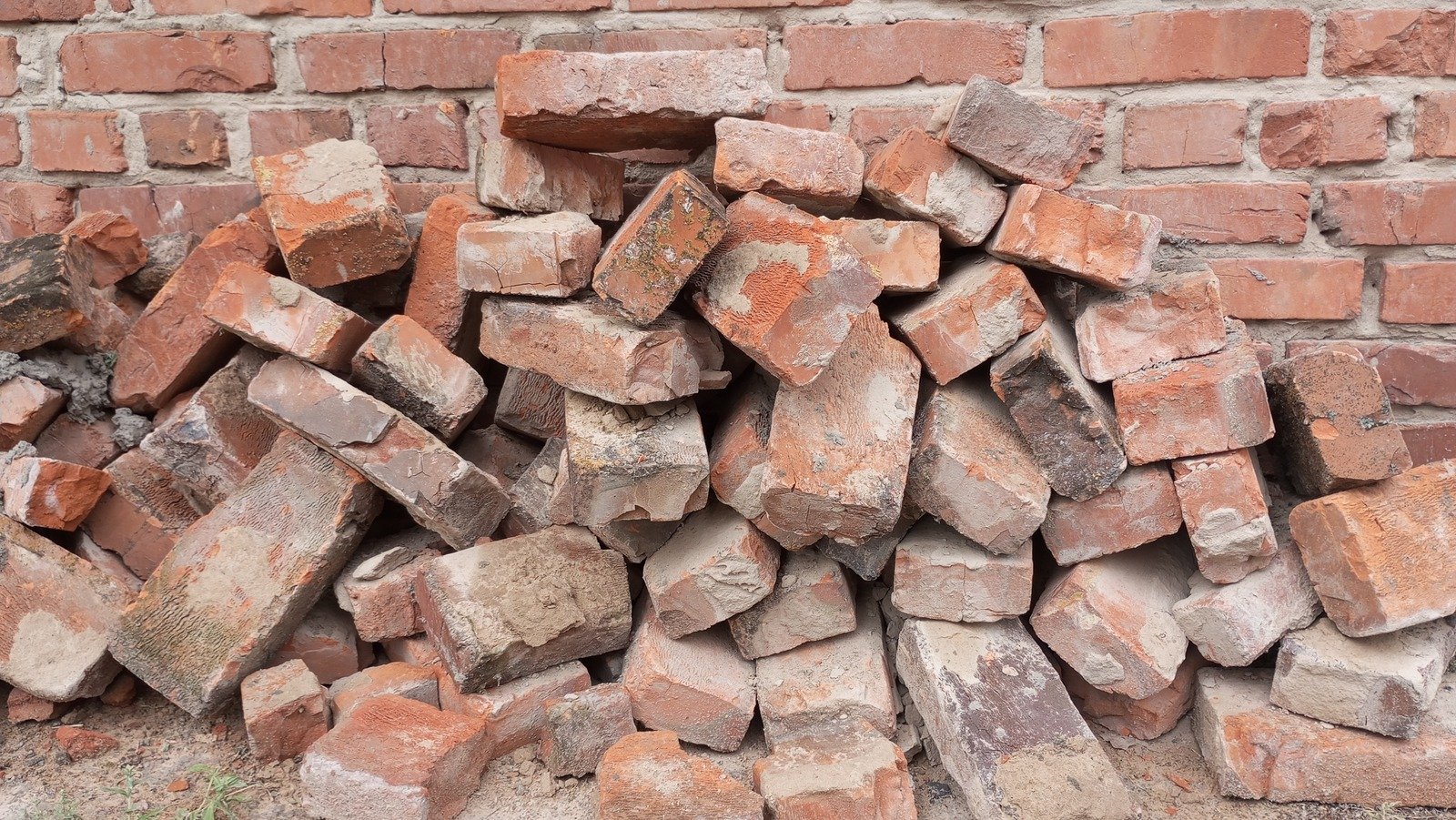 Raw Materials and Industrial Suppliers in Badulla