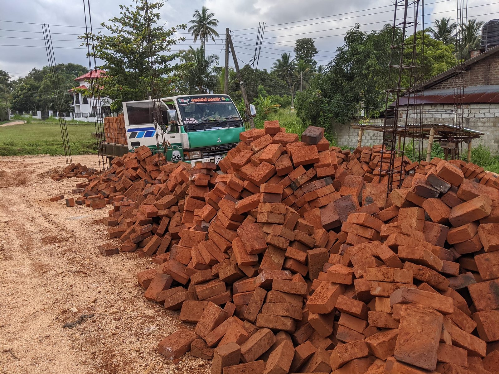 Other image 202508/brick-manufacturers-in-anuradhapura-wedabima-8d2ab0213e.jpg