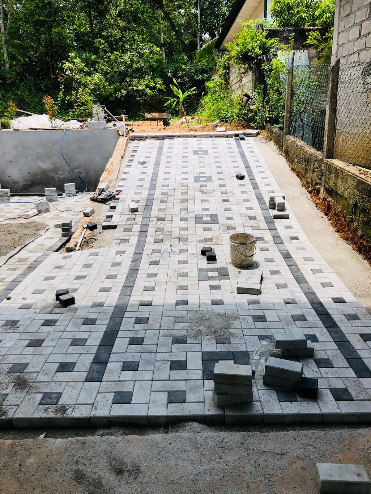 Other image 202509/decorative-interlock-paving-pannipitiya-wedabima-2f2b301b3c.jpeg