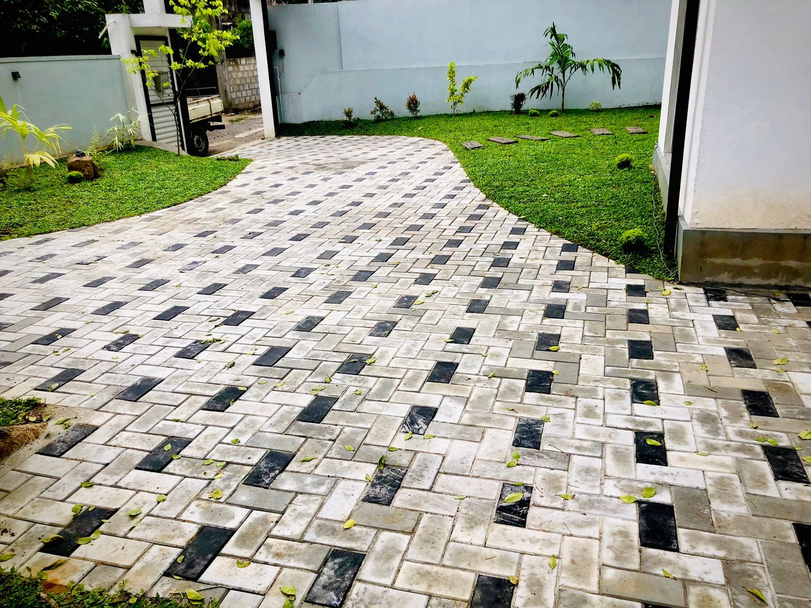 Other image 202509/fair-face-and-landscaping-pannipitiya-wedabima-fb0c692bfa.jpeg