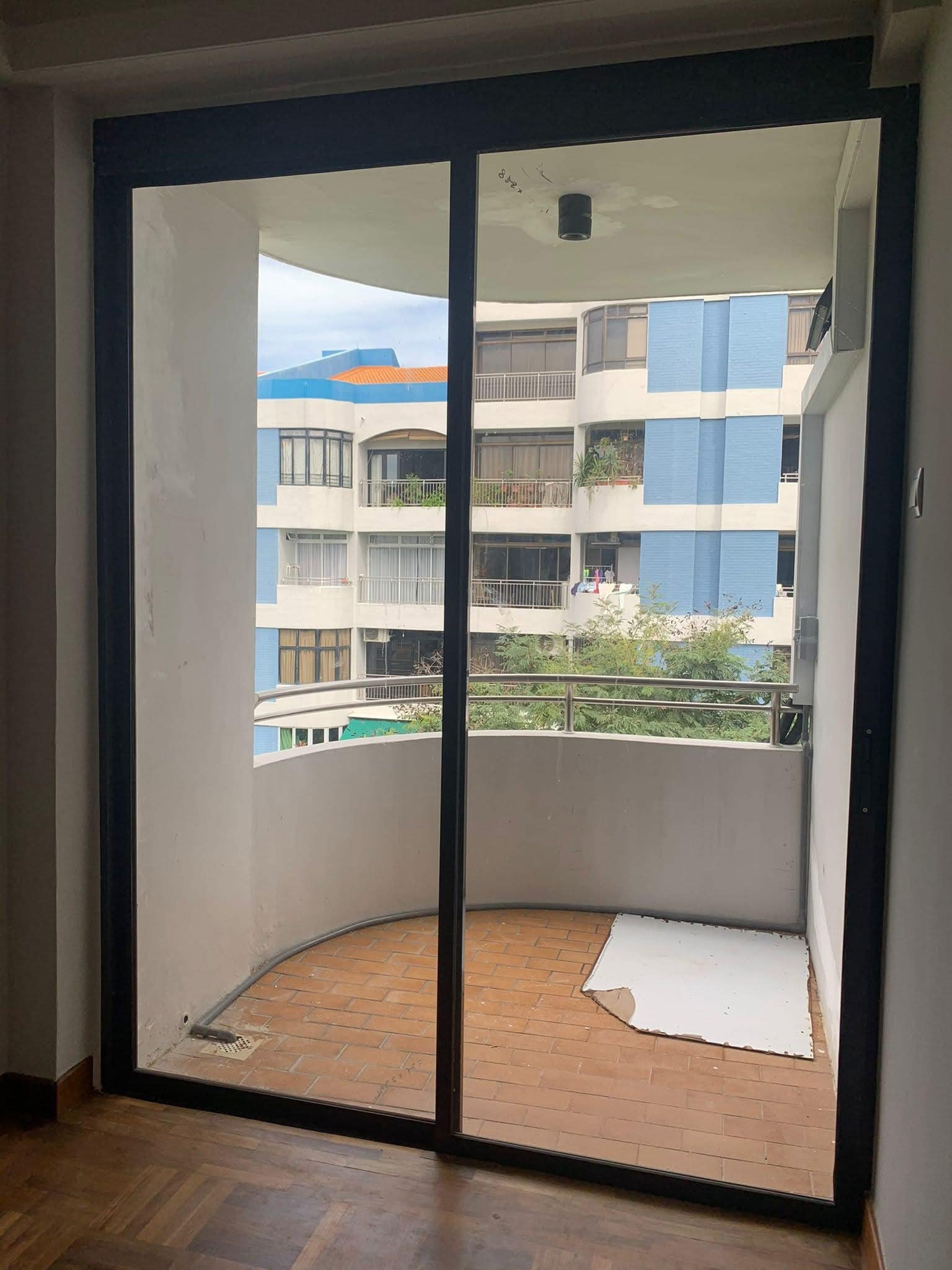 Other image 202509/glass-doors-and-windows-designs-minuwangoda-gampaha-wedabima-f1d4128961.jpg