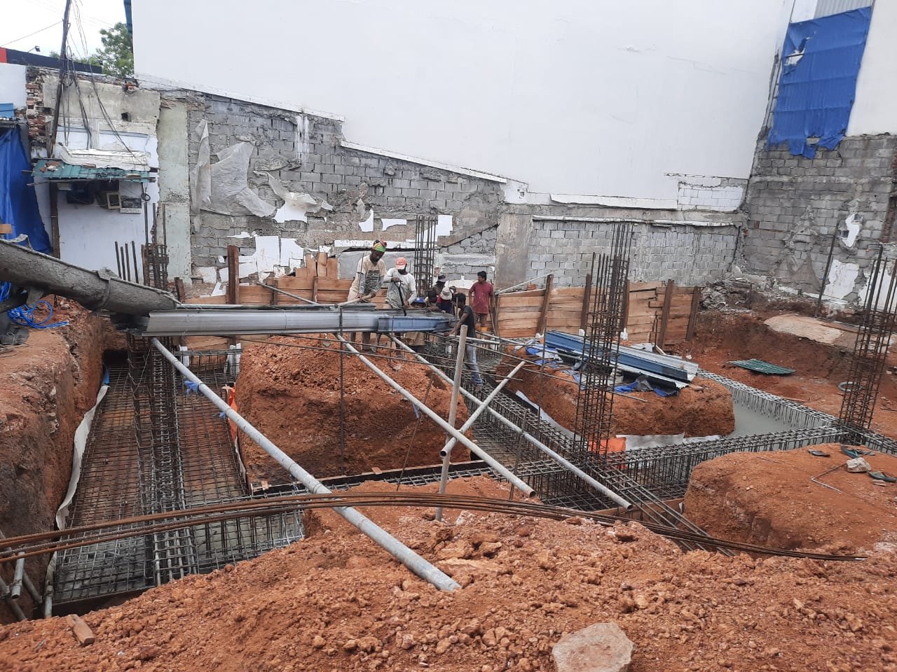 Other image 202509/slab-beam-work-in-gampaha-wedabima-ef6bec4f4f.jpg