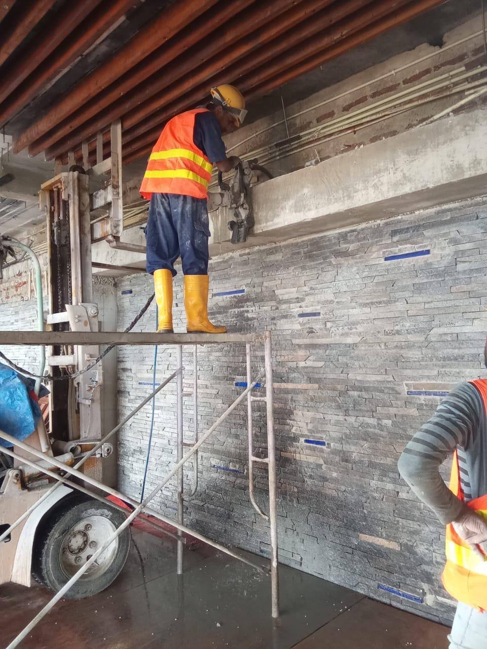 Other image 202510/concrete-core-cutting-in-polgahawela-wedabima-2e728eea2e.jpg
