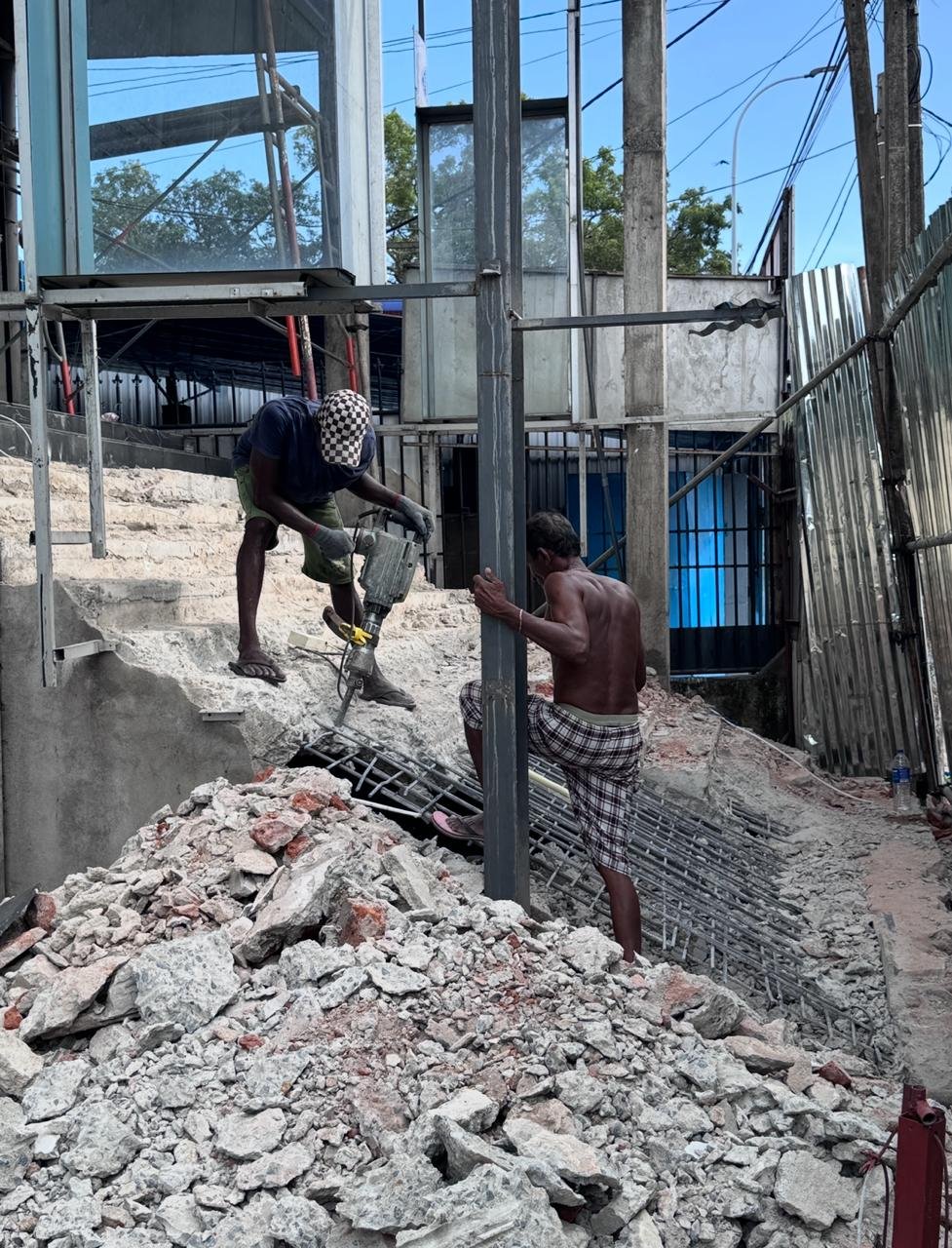 Other image 202511/concrete-demolition-prices-un-ragama-wedabima-2846032407.jpeg