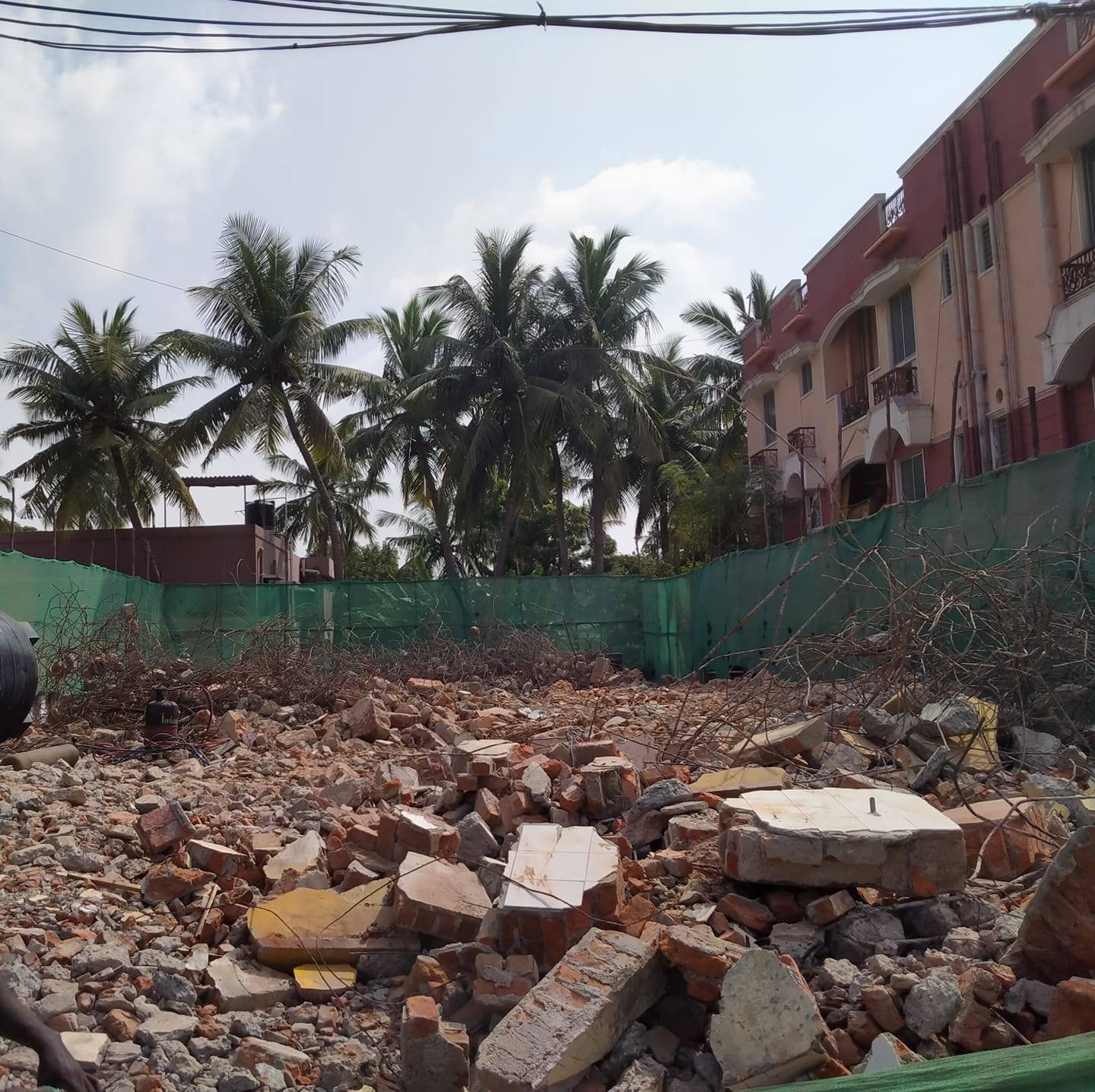 Other image 202511/land-clearing-and-demolition-price-colombo-ragama-wedabima-b3b5735a14.jpg