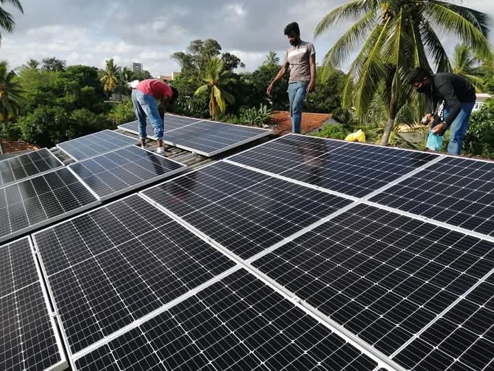Other image 202511/solar-panel-for-commercial-buildings-colombo-wedabima-47ecd24d14.jpg