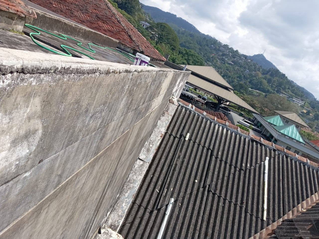 Other image 202511/waterproofing-paint-for-walls-in-galle-wedabima-99c50c1de1.jpg