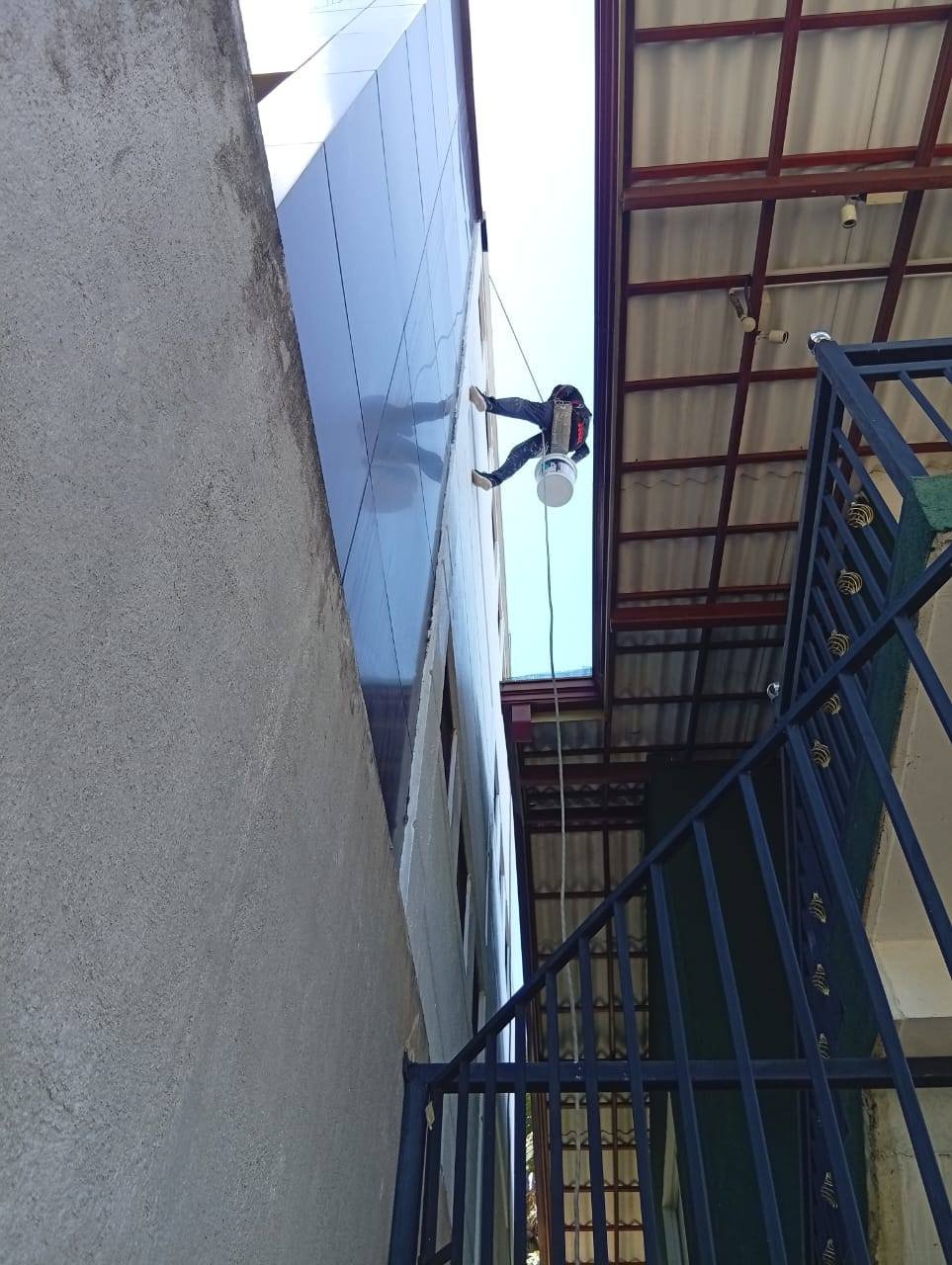 Other image 202511/waterproofing-paint-for-walls-in-galle-wedabima-f4987238af.jpg