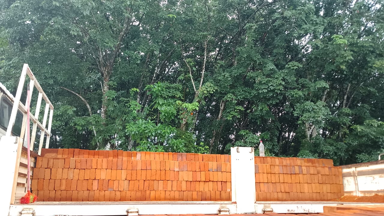 Other image 202601/brick-transport-in-chilaw-wedabima-f249d4cca8.jpeg