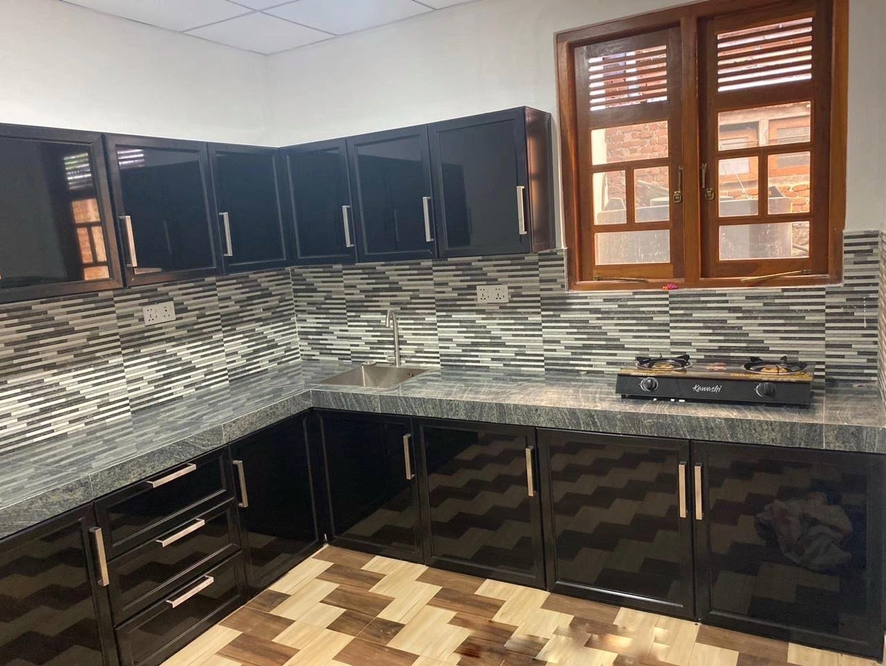 Other image 202601/kitchen-pantry-cupboards-in-colombo-wedabima-02c52923a7.jpg