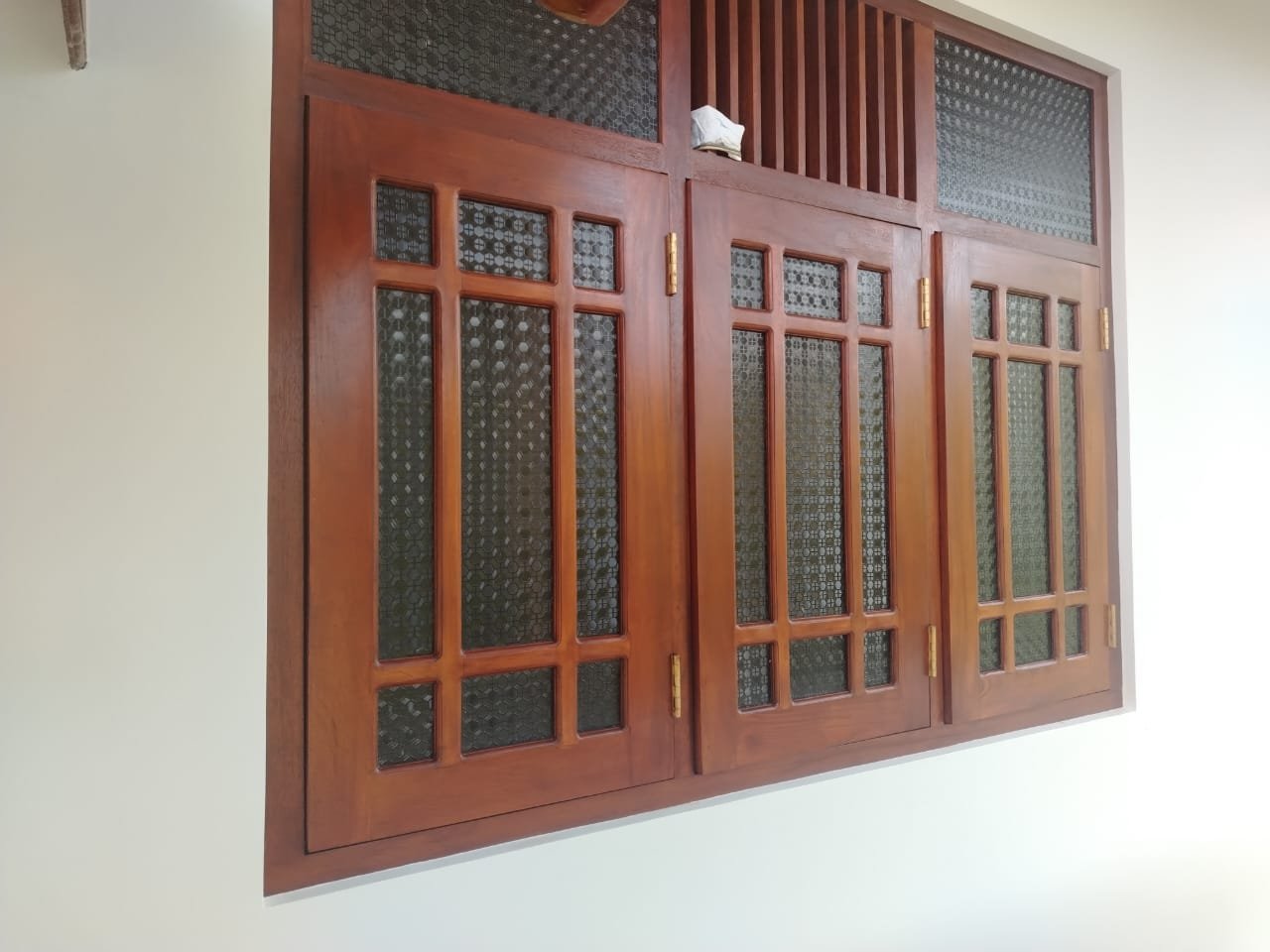 Other image 202601/water-based-wood-painting-contractors-colombo-wedabima-87d22ece91.jpeg