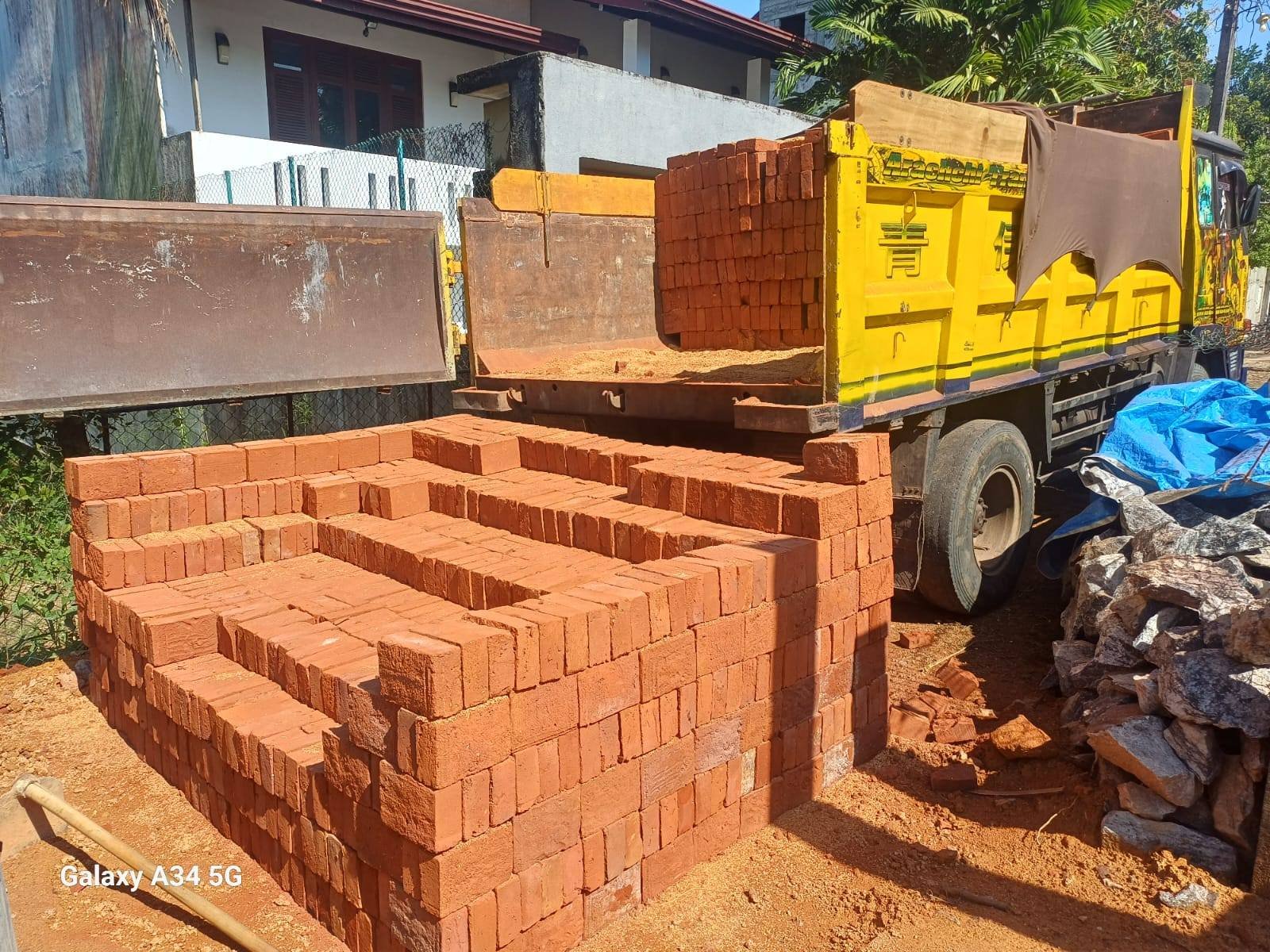 Other image 202602/brick-transport-company-in-wellawaya-wedabima-4f2293336b.jpg