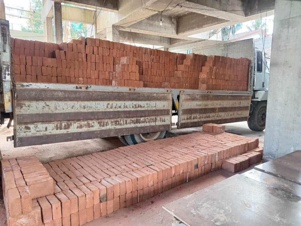 Other image 202602/engineering-bricks-sizes-in-monaragala-wedabima-04d0c21cac.jpg