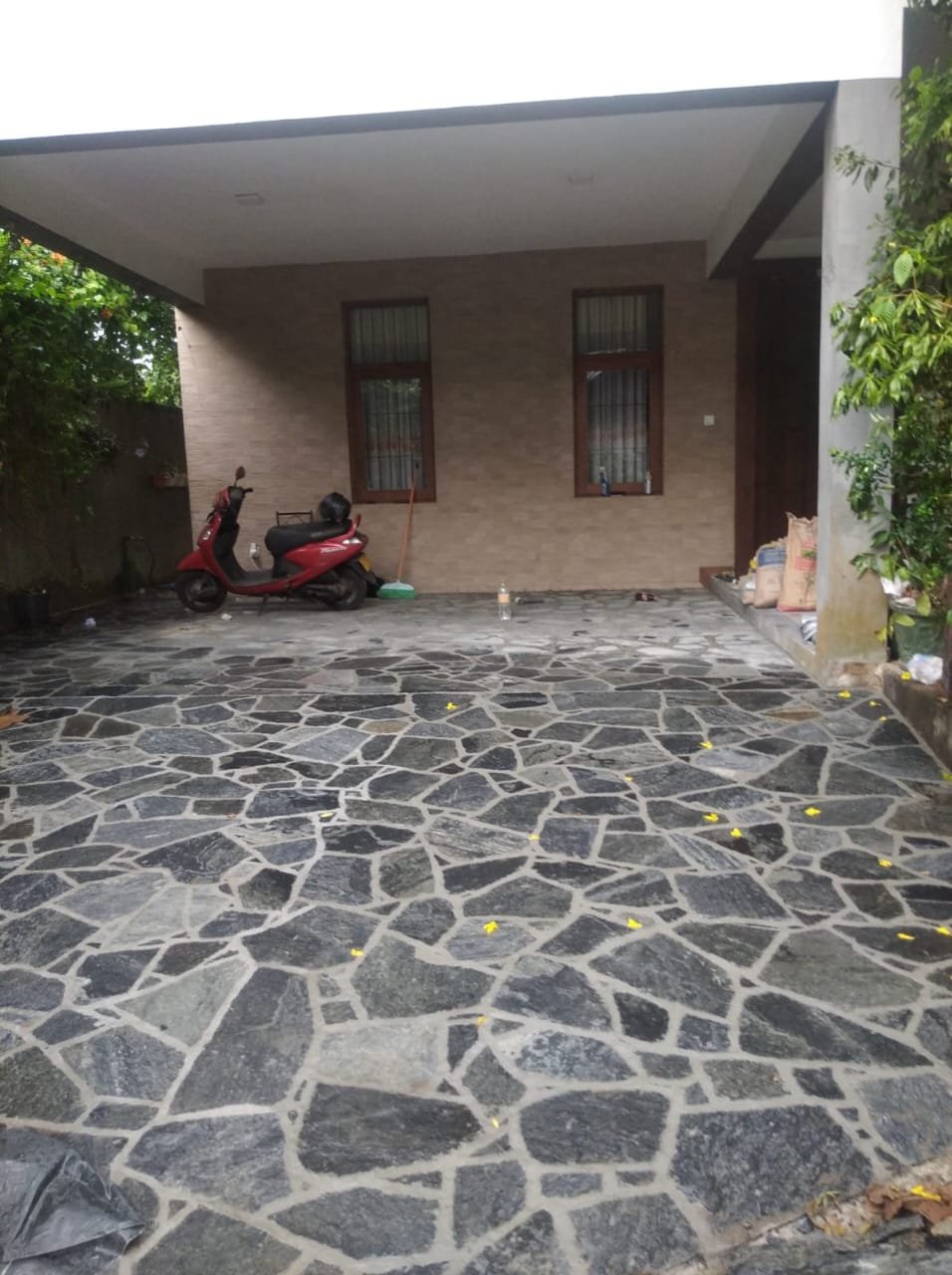 Other image 202602/natural-point-stone-for-flooring-matara-sri-lanka-wedabima-fab0dfebbe.jpeg