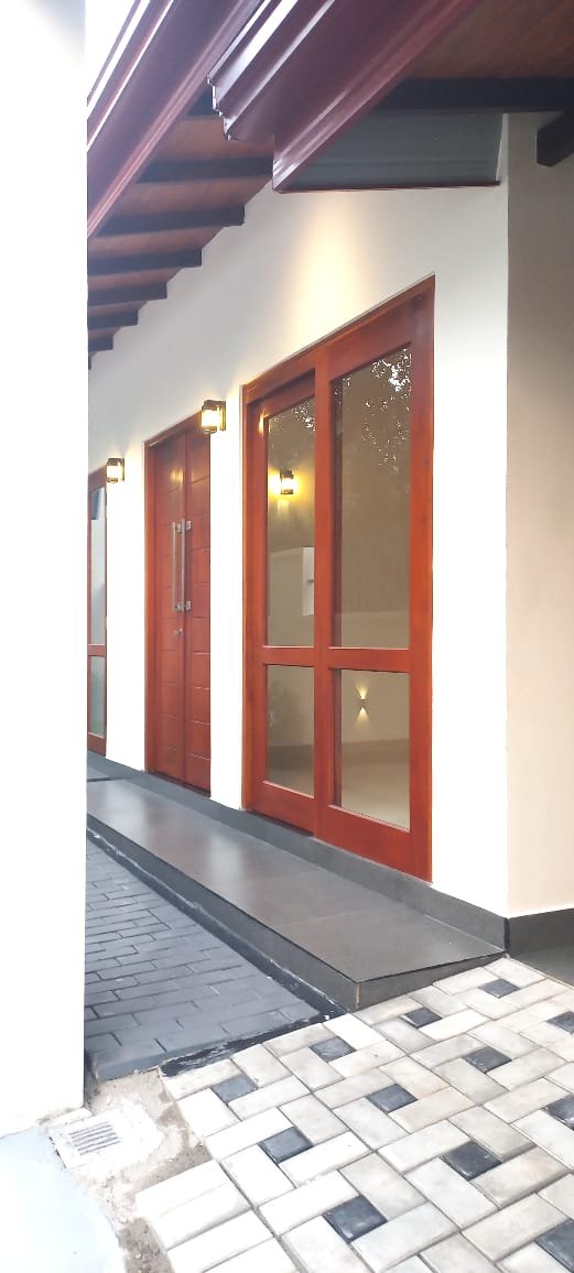 Other image 202603/water-base-doors-and-windows-painting-work-homagama-wedabima-8056f3821c.jpeg