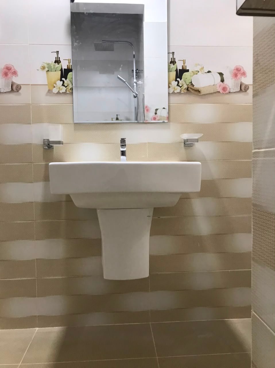 Other image 202607/bathroom-wall-tile-work-price-delgoda-wedabima-da2ab867ed.jpeg