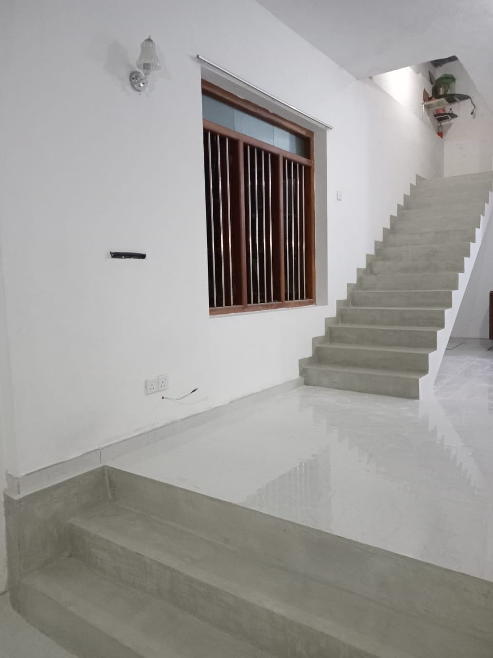Other image 202608/titanium-cut-cement-floors-and-walls-colombo-wedabima-0da9004326.jpeg